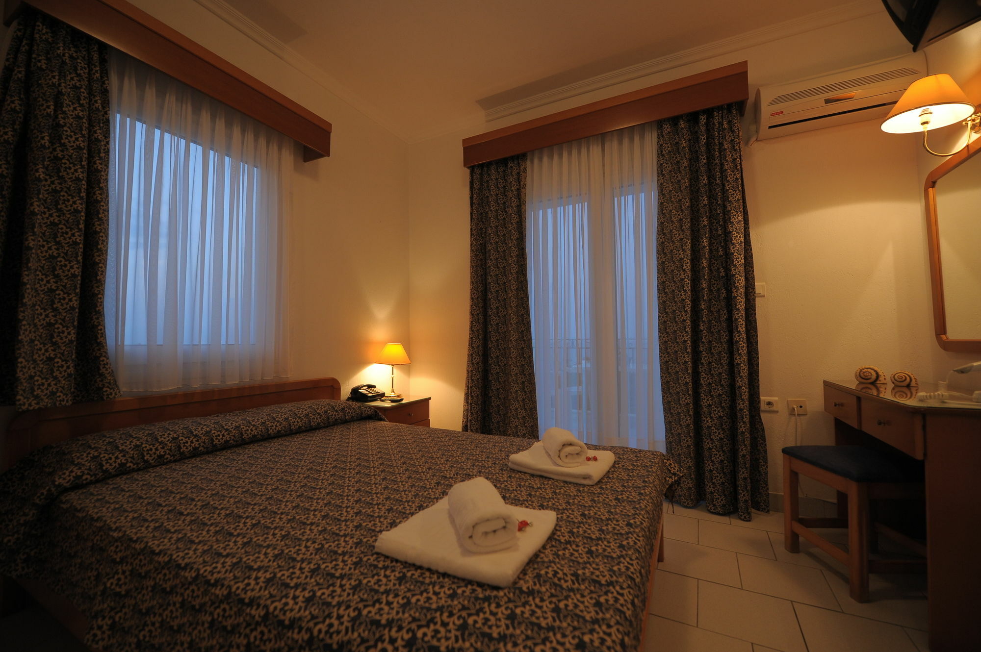 Lazaridis Luxury Studios & Apartments Nea Roda Zewnętrze zdjęcie